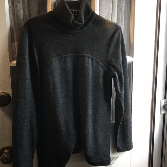 Platinum by Dorothy Schoelen Gray Sweater Size M - Picture 1 of 7